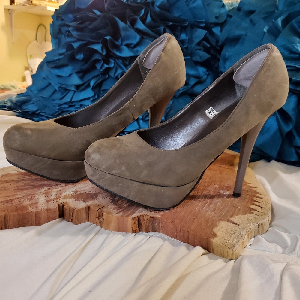 High Heel Shoes 👠